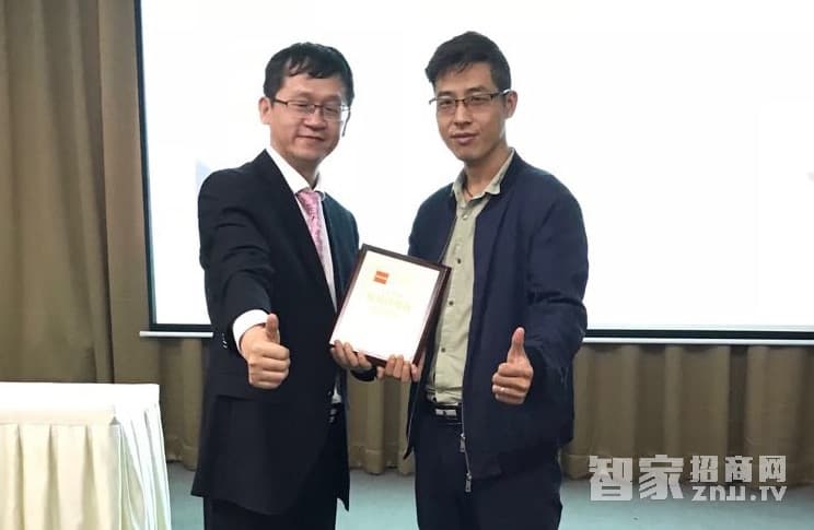 金江達(dá)指紋密碼鎖 電子刷卡鎖 四合一開鎖 