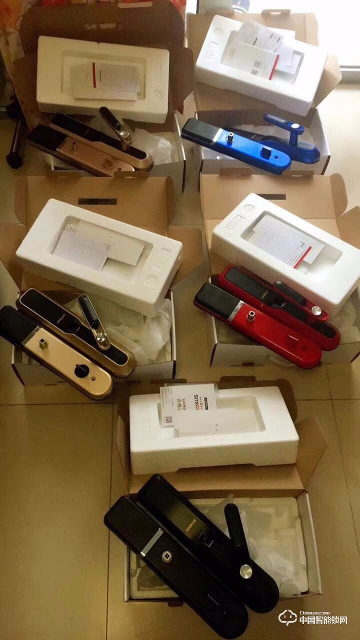 路可視云智能鎖 指紋密碼鎖 防劫持功能