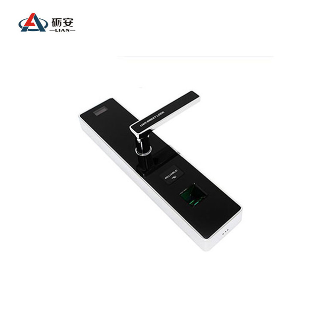 礪安無孔指紋鎖 LA1系列超強適配鎖體 采用4節5號堿性電池