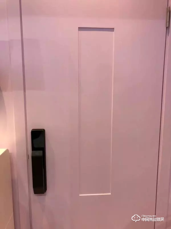 華為攜HiLink品多智能鎖亮相AWE，強勢布局智能家居領域