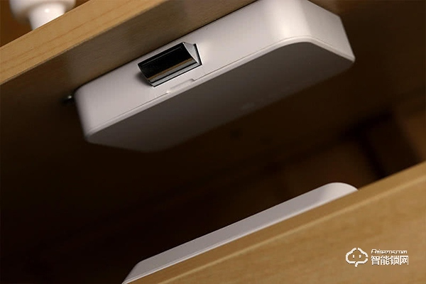 價格屠夫再露一手，小米推出99元智能鎖，占領(lǐng)抽屜和衣柜有野心