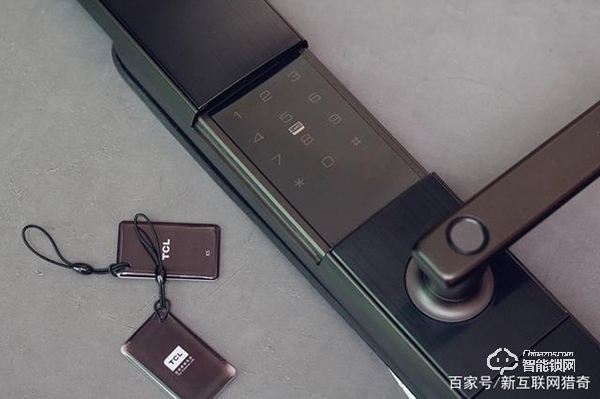 未關(guān)門立即提醒，指紋識(shí)別又快又準(zhǔn)，TCL K5智能鎖實(shí)測(cè)體驗(yàn)