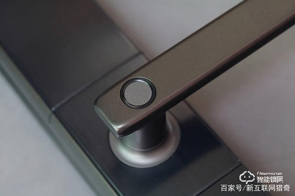未關(guān)門立即提醒，指紋識(shí)別又快又準(zhǔn)，TCL K5智能鎖實(shí)測(cè)體驗(yàn)
