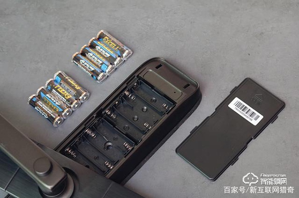 未關(guān)門立即提醒，指紋識(shí)別又快又準(zhǔn)，TCL K5智能鎖實(shí)測(cè)體驗(yàn)