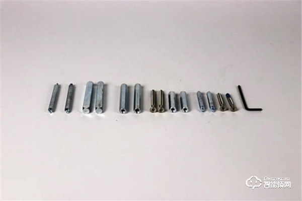 數智評測室丨鹿客智能鎖CLASSIC 2S：多重安全傳感 關門自動上鎖