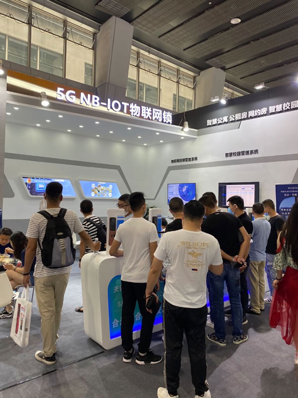 廣州建博會首日||天誠5G NB-IOT物聯(lián)網(wǎng)鎖成為行業(yè)引領(lǐng)者，科技創(chuàng)新締造民族品牌