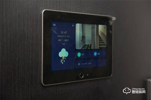 一個門重85KG,小米有品上架,嵌入式智能鎖,自帶10寸屏 一個門重85KG,小米有品上架,嵌入式智能鎖,自帶10寸屏