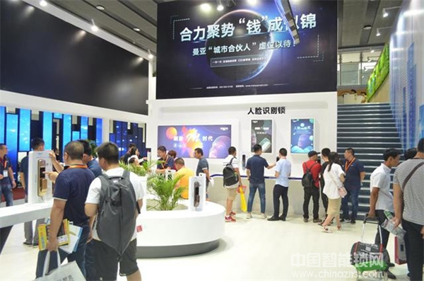 中國首款AI智能鎖亮相建博會 用科技賦予