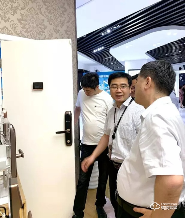 海康威視螢石智能鎖，「主動安全」讓家庭安防更立體