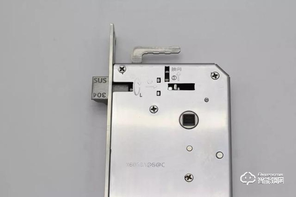 千元智能鎖市場實力黑馬！歐瑞博小金剛C1智能門鎖開箱安裝圖賞