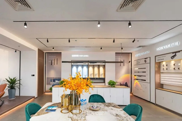 再下一城，鴻雁電器最大智能家居體驗館落地中山星光聯(lián)盟