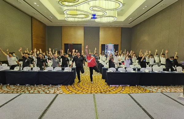 海爾智家全屋智能舉行2021年全國(guó)新入網(wǎng)服務(wù)商提升戰(zhàn)斗力歷練培訓(xùn)