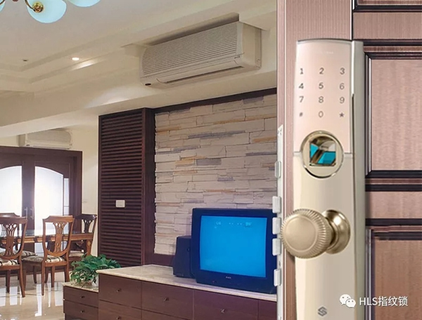 豪力士D0755F-香檳金萬(wàn)能互換智能鎖向你奔來(lái)