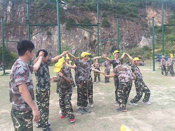 步伐一致 恒眾鑫全面提高團隊協(xié)作能力