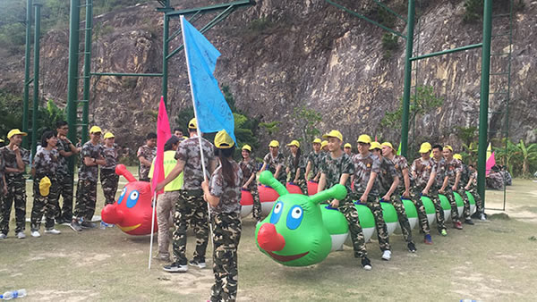 步伐一致 恒眾鑫全面提高團隊協(xié)作能力