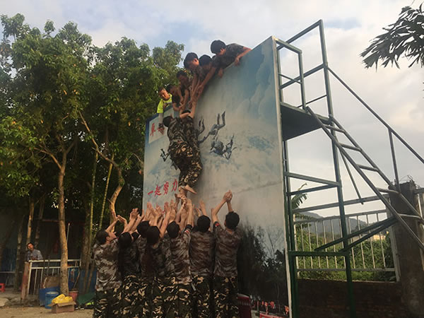 步伐一致 恒眾鑫全面提高團隊協(xié)作能力