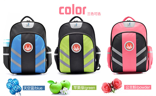 德犬安全健康書包，讓您的孩子高人一頭！