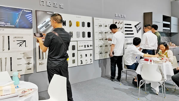 匯泰龍全屋五金震撼亮相2023中國成都建博會！