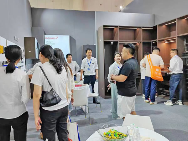 匯泰龍全屋五金震撼亮相2023中國成都建博會！