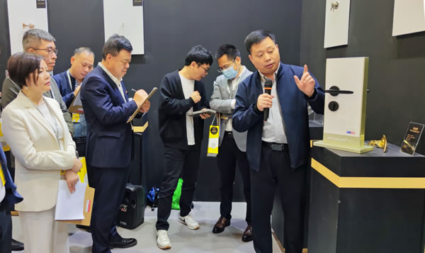 喜訊！匯泰龍“悄悄鎖”獲金定獎(jiǎng)“銀獎(jiǎng)”！