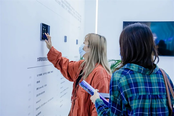 高交會丨AI賦能家居生活,思必馳智能中控解決方案“聲”動全場 高交會丨AI賦能家居生活,思必馳智能中控解決方案“聲”動全場