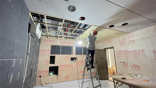 【方案?定制影院+KTV】英嘉尼總部7.2.4全景聲影院+4.1KTV影音室展廳全面升級!