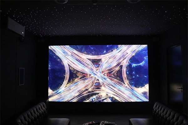 【方案?定制影院+KTV】英嘉尼總部7.2.4全景聲影院+4.1KTV影音室展廳全面升級!