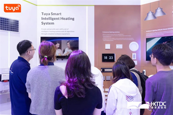 向綠而行!涂鴉智能亮相香港秋電展,以IoT技術引領低碳生活趨勢 向綠而行!涂鴉智能亮相香港秋電展,以IoT技術引領低碳生活趨勢