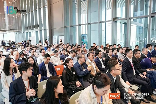 涂鴉持續(xù)拓展IoT互聯(lián)應(yīng)用場景，TUYA開發(fā)者大會(huì)（新加坡）加速構(gòu)建IoT生態(tài)