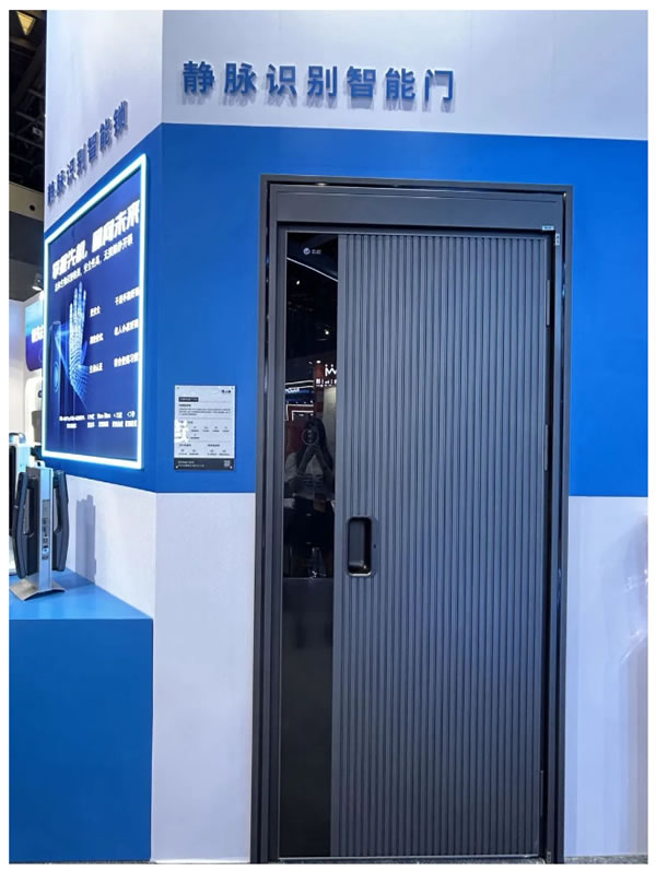 云鹿與圣點(diǎn)科技深度合作，聯(lián)合在中國建博會與世界人工智能大會展出！