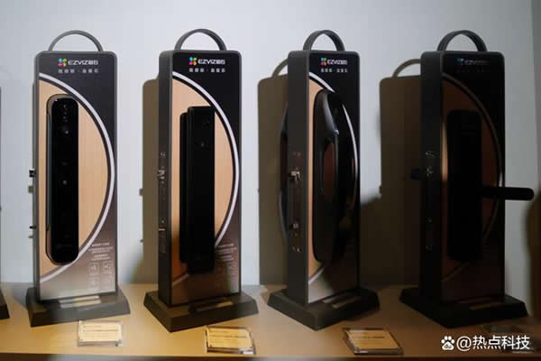 螢石發(fā)布十余款智能家居新品 為用戶帶來更佳體驗(yàn) 螢石發(fā)布十余款智能家居新品 為用戶帶來更佳體驗(yàn)