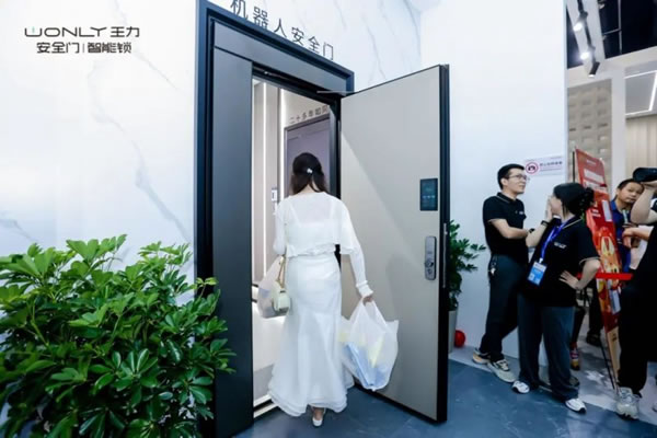 王力打造入戶門風向標驚艷全場，載譽收官！_8