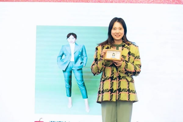 艾爾伴家智能家居2022年年終總結表彰大會_16