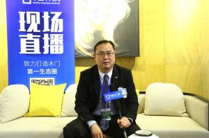 世紀(jì)王牌 何利明