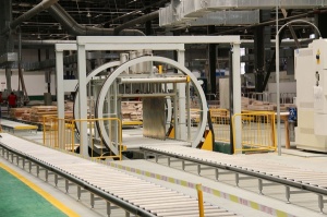 大自然木門生產車間